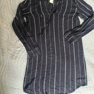 Cloth & Stone Navy Garment with White Stitching
